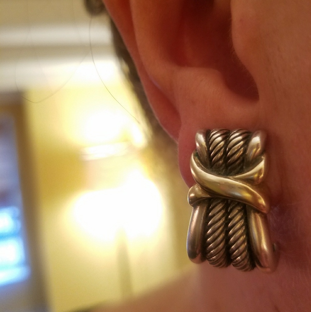 David Yurman Authentic Cable X earrings